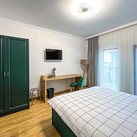 Deluxe Central Rooms Karlovo Ngoại thất bức ảnh