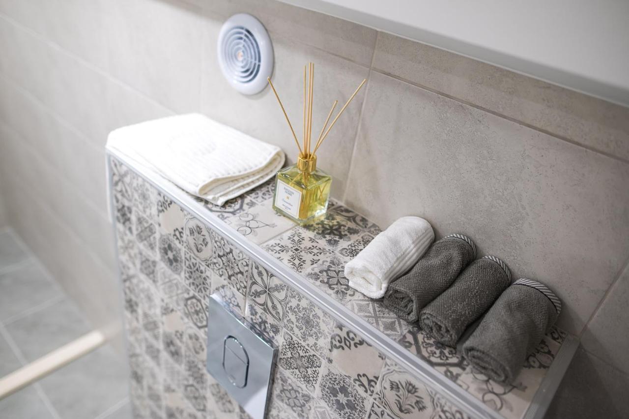 Deluxe Central Rooms Karlovo Ngoại thất bức ảnh