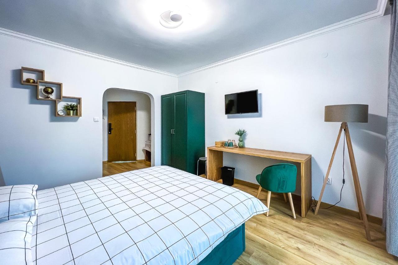 Deluxe Central Rooms Karlovo Ngoại thất bức ảnh