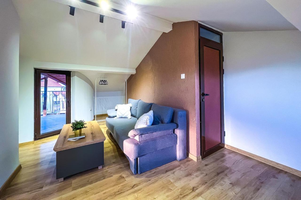 Deluxe Central Rooms Karlovo Ngoại thất bức ảnh
